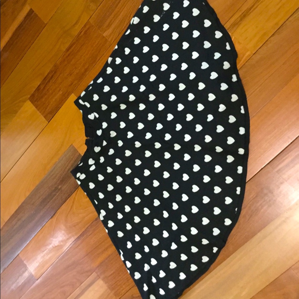 Alice + Olivia Black White Wool Knee Length Skirt.